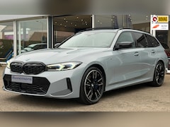 BMW 3-serie Touring - M340i xDrive LCI / 360 / HUD / KEYLESS / PANO
