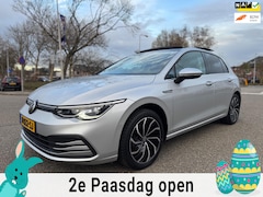 Volkswagen Golf - 1.5 eTSI Style / panorama / automaat / airco / cruise.control / elek.pakket / lmv / nap