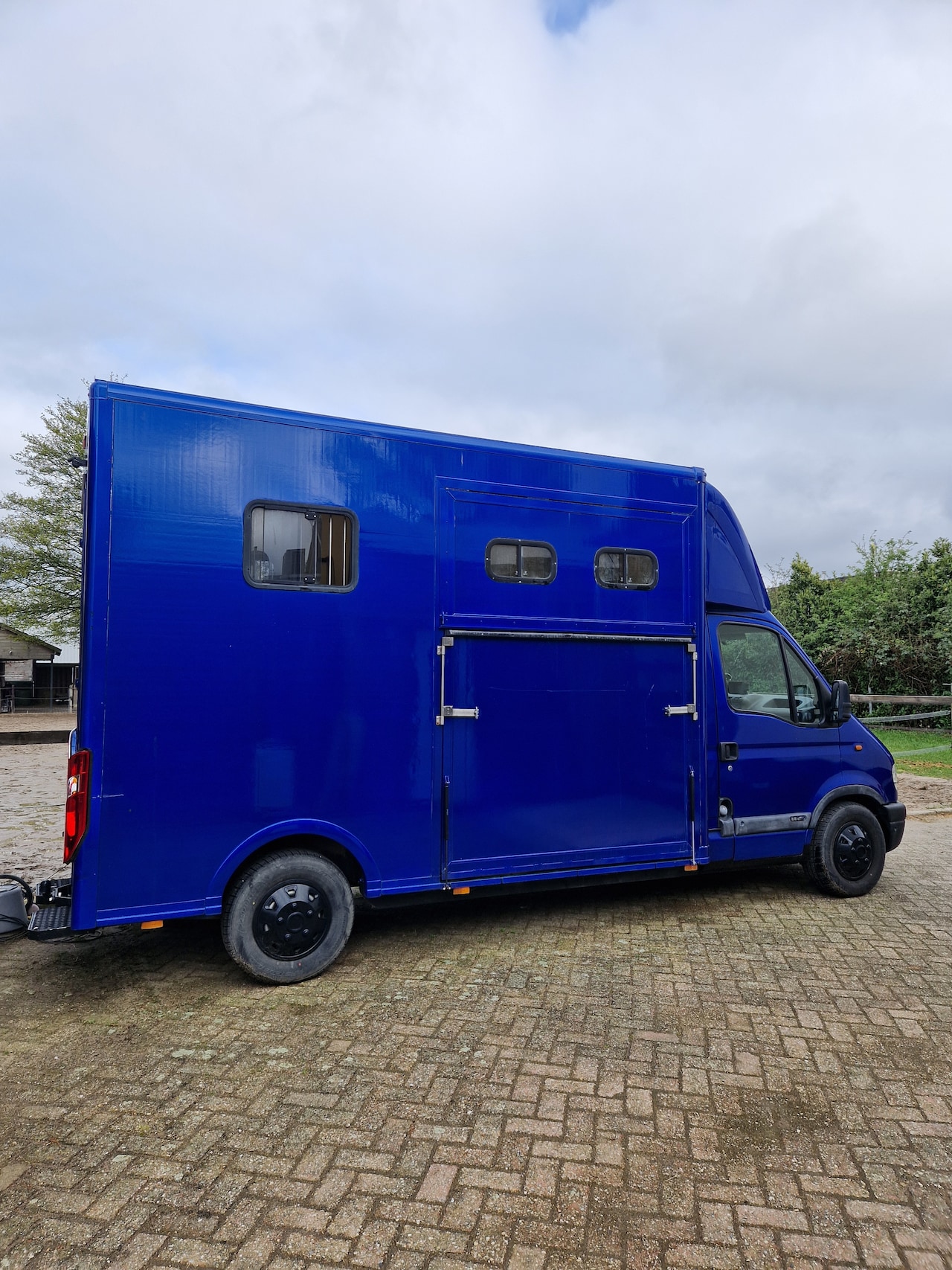 Renault Master - T35 2.8dTi L3 H2 Paardemwagen - AutoWereld.nl
