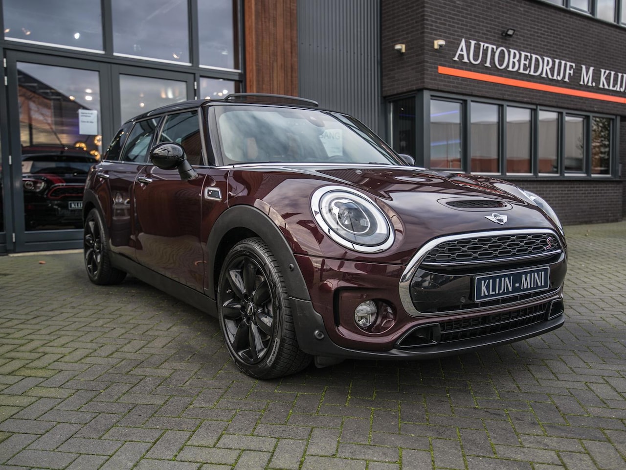 MINI Clubman - Mini 2.0 Cooper S Chili aut 192pk/leer/navi/pano/HK/head-up/np:53.000,- - AutoWereld.nl