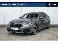 BMW 5-serie Touring - 530e High Executive M Sport Automaat / Panoramadak / Comfortstoelen / Comfort Access / Las