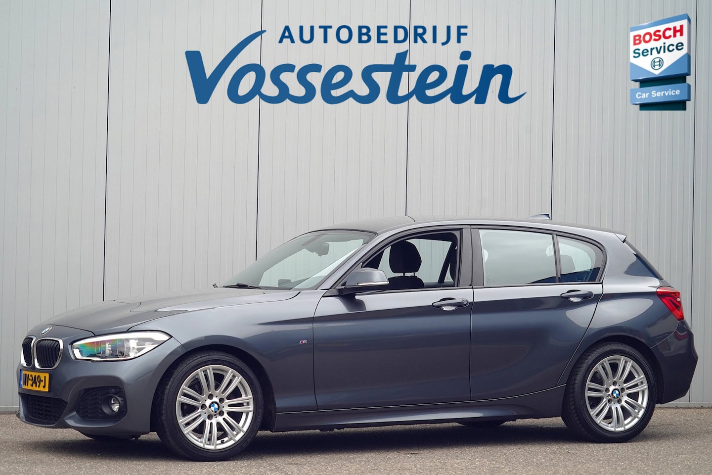 BMW 1-serie - 118i Corporate Lease Executive / M-Sport / Automaat / Navigatie / Cruise / Sportstoelen - AutoWereld.nl