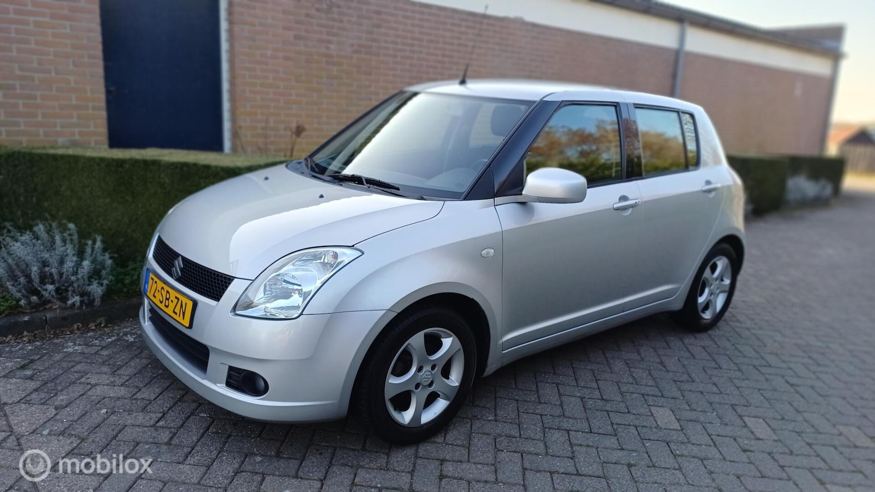Suzuki Swift - 1.3 Exclusive 1.3 Exclusive - AutoWereld.nl