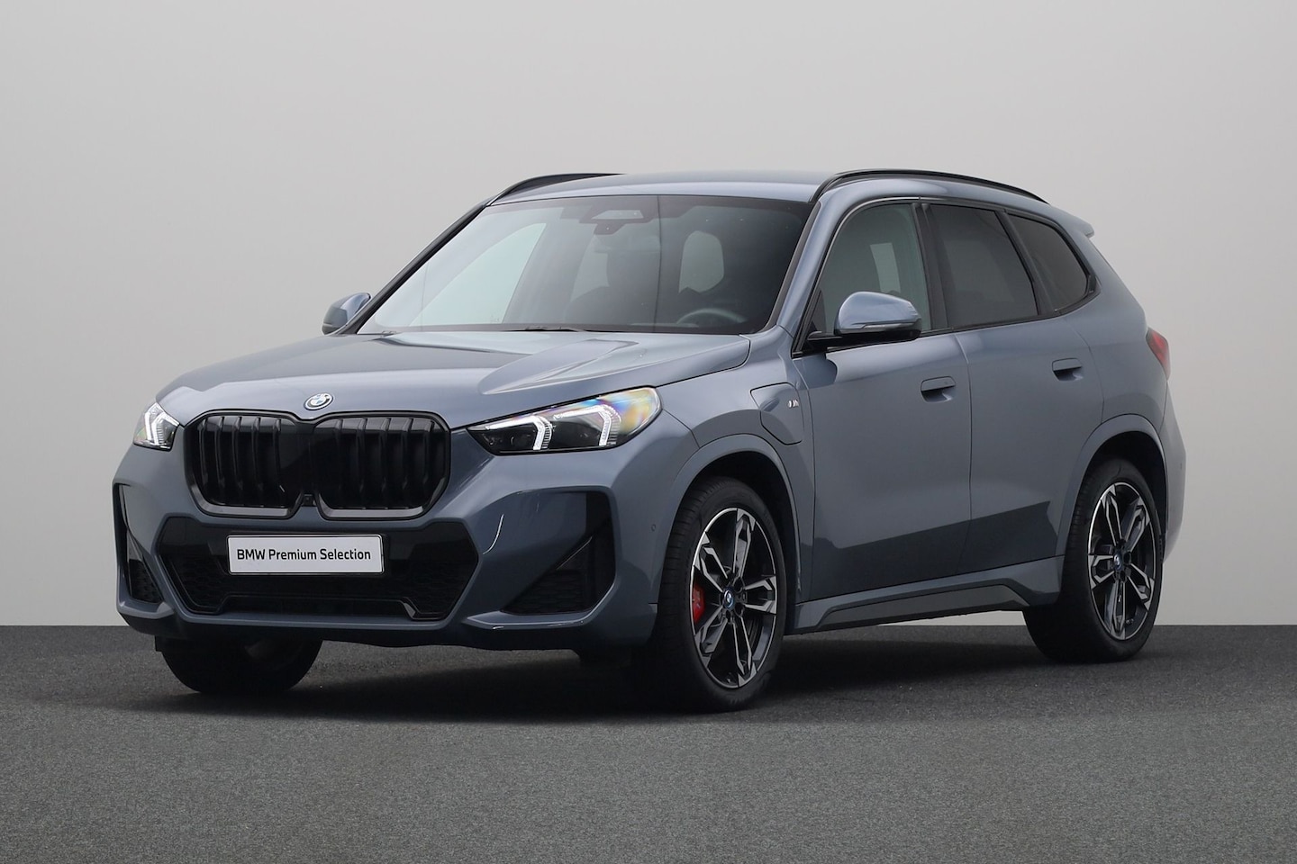 BMW X1 - xDrive25e | BMW Head-Up Display | Elektrisch verwarmde voorstoelen | Driving Assistant Pro - AutoWereld.nl