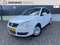 Volkswagen Polo - 1.4-16V Optive (80pk) Airco / Trekhaak / APK 4-2027