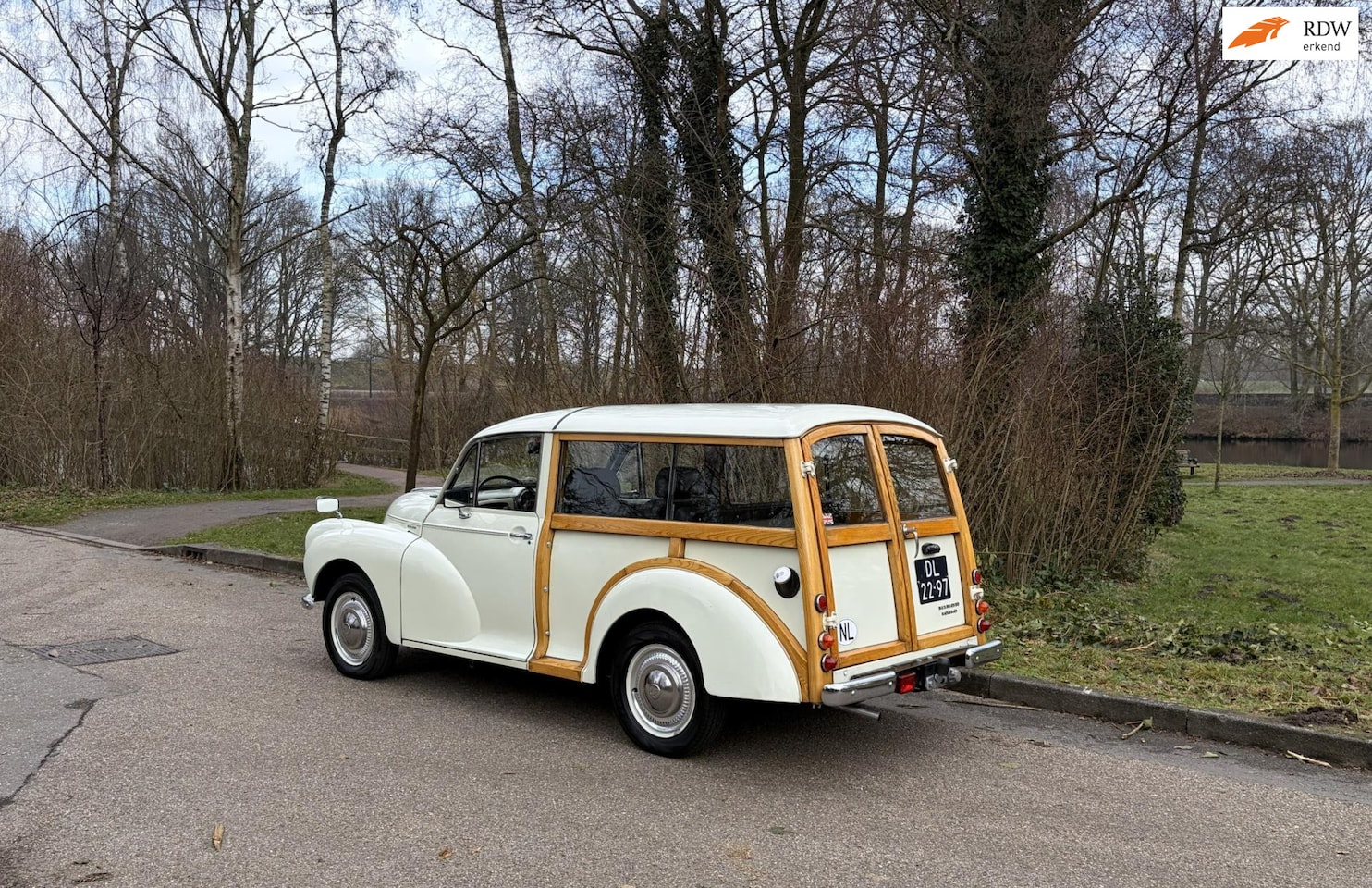 Morris Minor Traveller - Your Classic Car. SOLD. - AutoWereld.nl