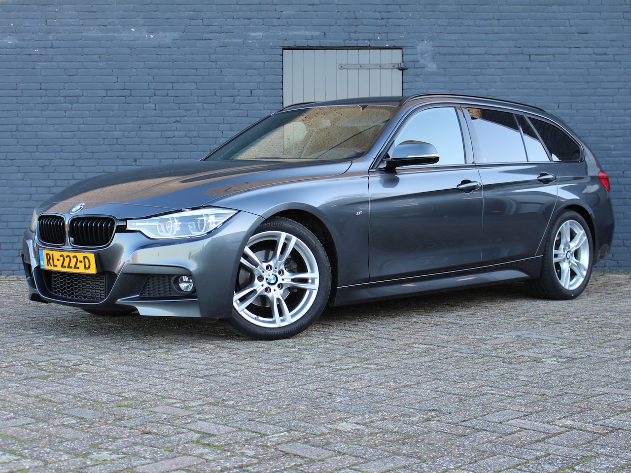 BMW 3-serie Touring - 318i M Sport Executive - AutoWereld.nl