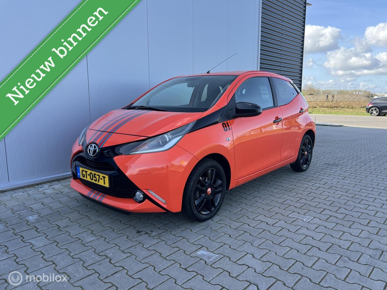 Toyota Aygo - 1.0 VVT-i x-wave 1.0 VVT-i x-wave - AutoWereld.nl