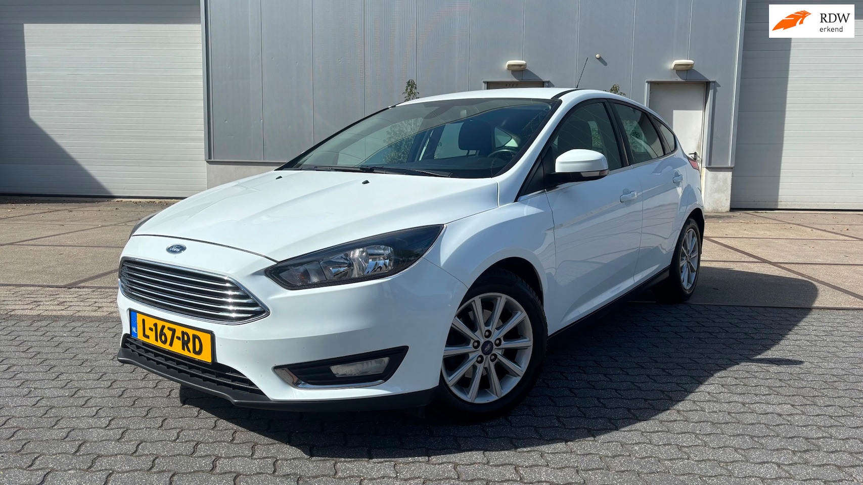 Ford Focus - 1.6 TI-VCT Titanium 1.6 TI-VCT Titanium, Navi, AUTOMAAT, Airco, Pdc, Nette auto - AutoWereld.nl