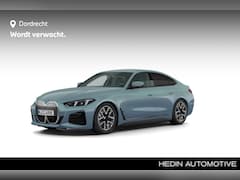 BMW i4 - eDrive40 84 kWh M-Sport | Hifi | Voorbereiding Driving Assistance | Privacy Glass | Stoelv