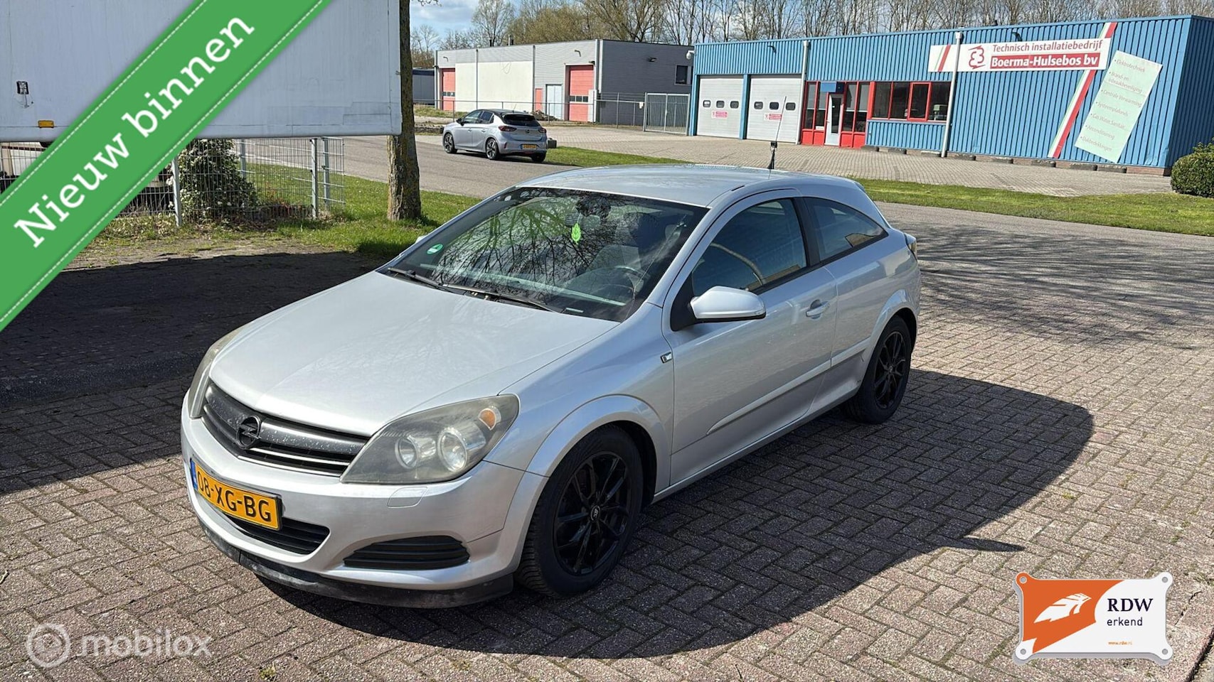 Opel Astra GTC - 1.6 Executive 1.6 Executive - AutoWereld.nl
