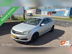 Opel Astra GTC - 1.6 Executive