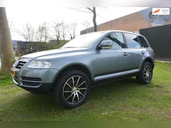 Volkswagen Touareg - 3.2 V6*automaat*airco*cruise*leer*navi*open dak