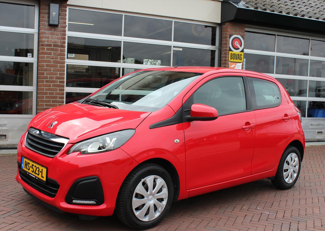 Peugeot 108 - 1.0 e-VTi 68pk 5D Active / Airco - AutoWereld.nl