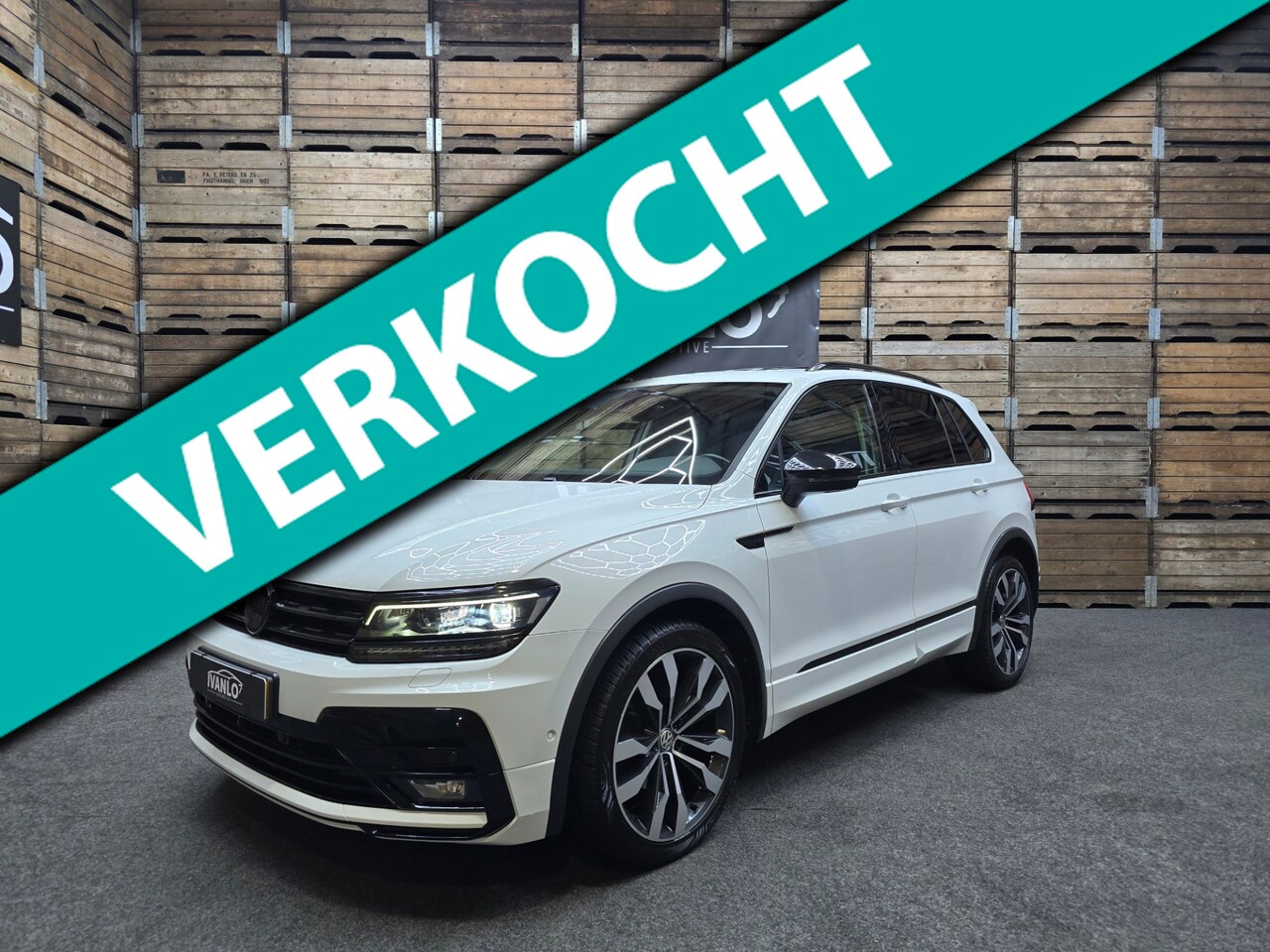 Volkswagen Tiguan - 1.5 TSI ACT Highline Business R Pano VCP Leder 360 Navi Clima 19"LM - AutoWereld.nl