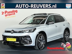Volkswagen Tiguan - 1.5 eHybrid R-Line PHEV / Opendak / HUD / ACC / Cam