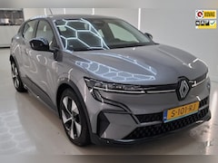 Renault Mégane E-Tech - EV40 Boost Charge Equilibre CLIMATE CONTROL/REGENSENSOR/ARMSTEUN
