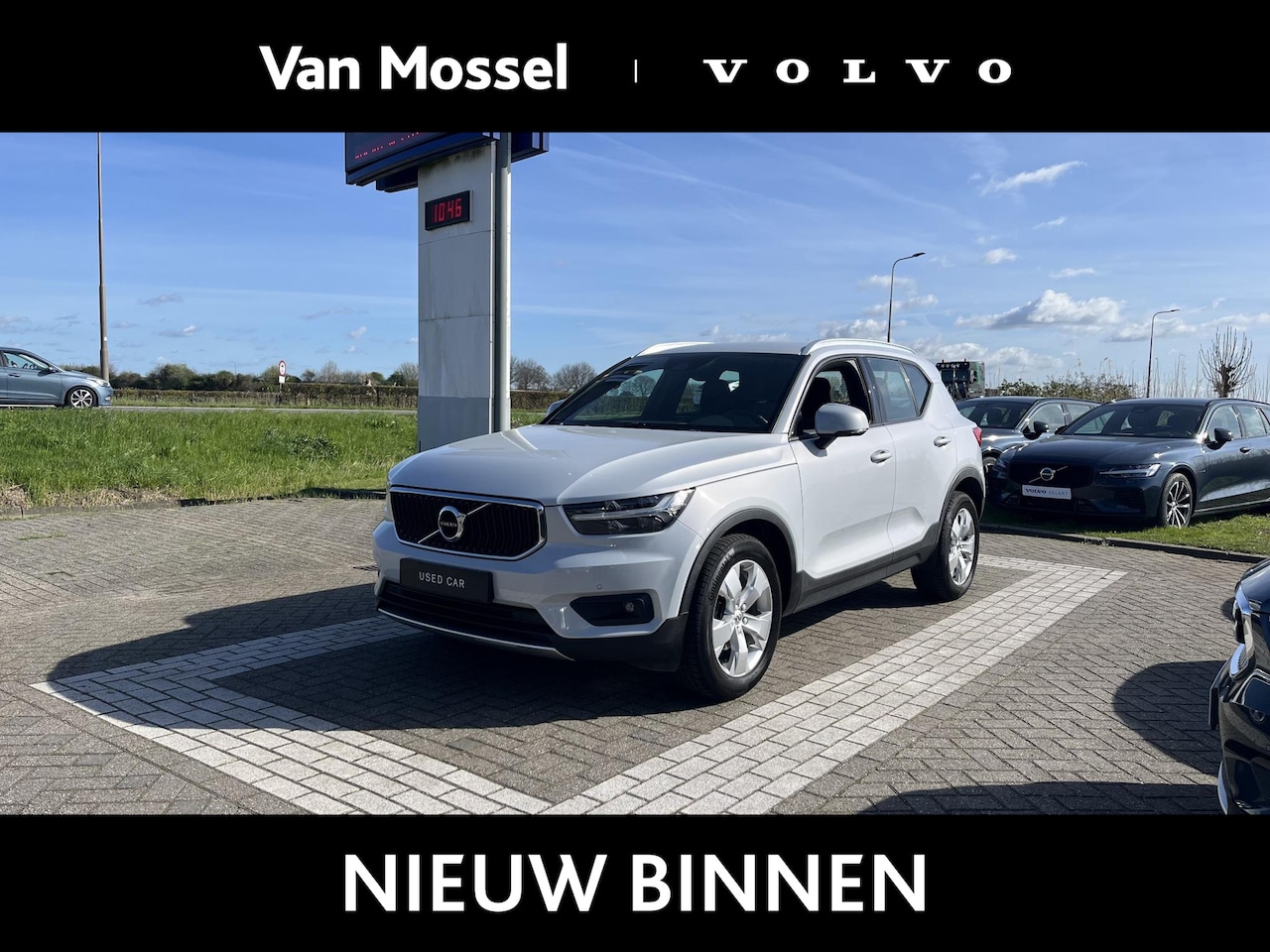 Volvo XC40 - T2 Momentum Pro | Parkeercamera | Keyless Entry | Handgeschakeld | - AutoWereld.nl