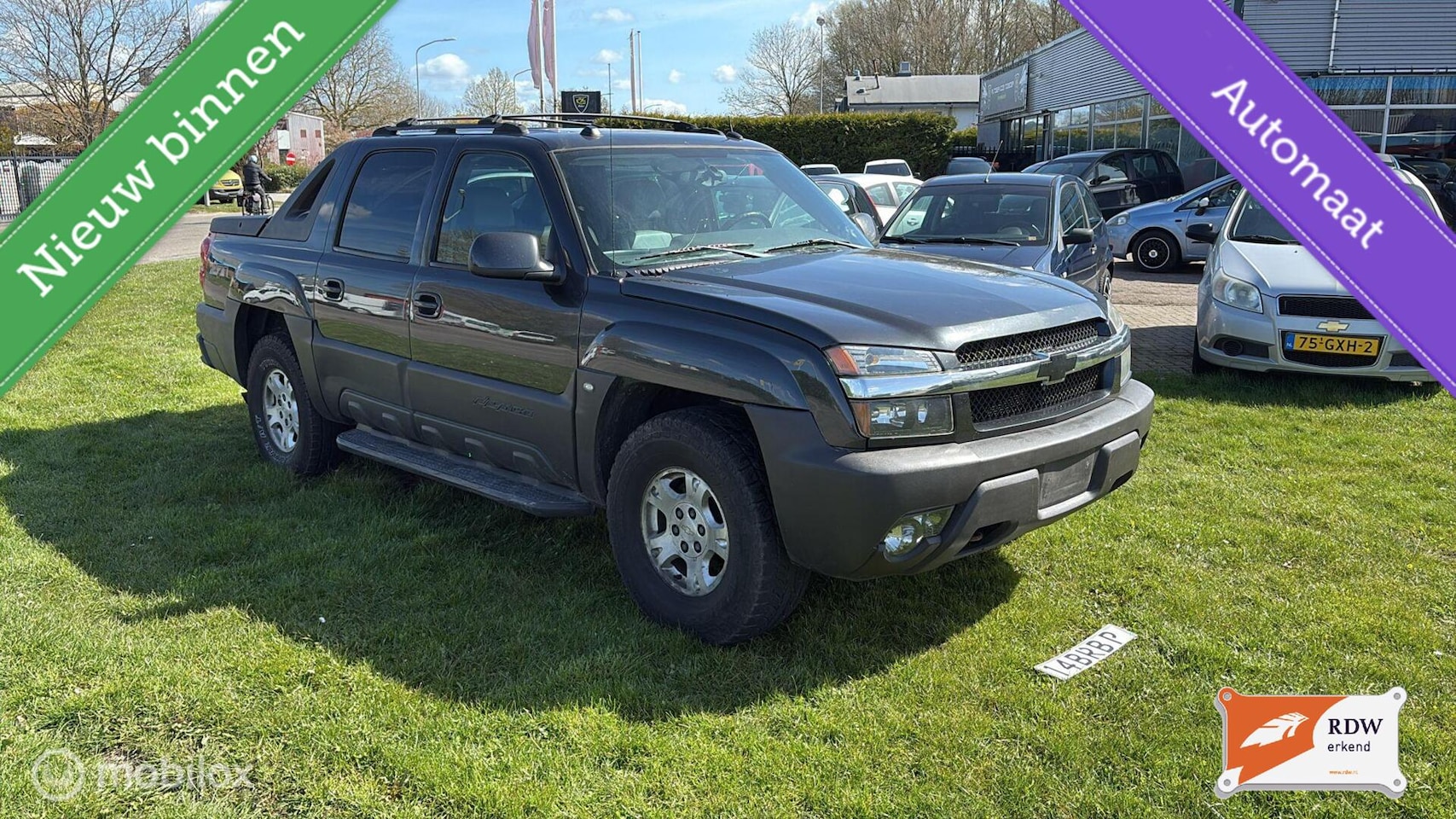 Chevrolet Avalanche - USA 5.3 4WD 1500 - AutoWereld.nl
