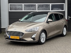 Ford Focus Wagon - 1.0 EcoBoost Titanium Business B&O Keyless, Pano, Stoelverwarming, NAP