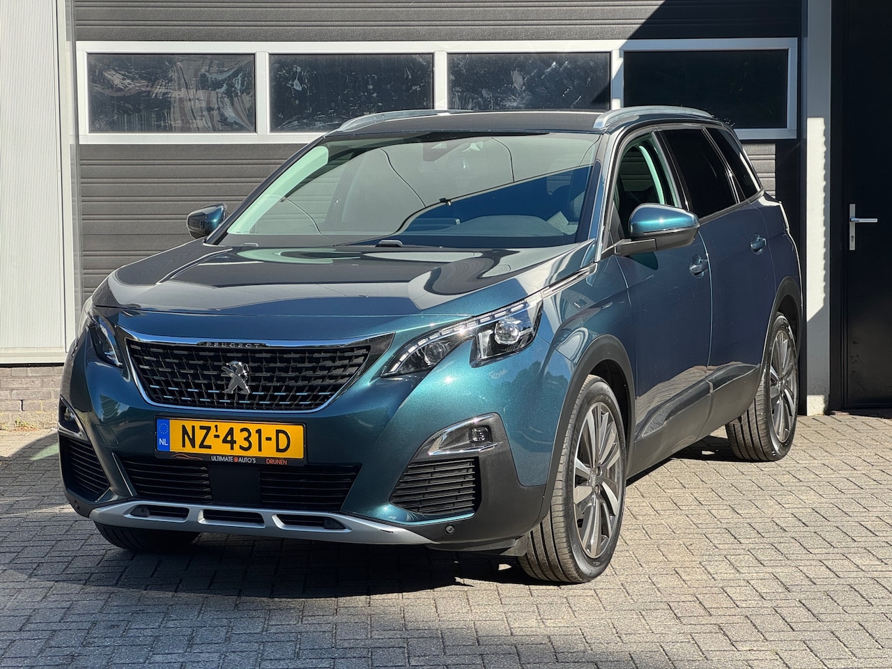 Peugeot 5008 - 1.2 PureTech Blue Lease Camera 1e Eigenaar 7P Btw apple carplay - AutoWereld.nl