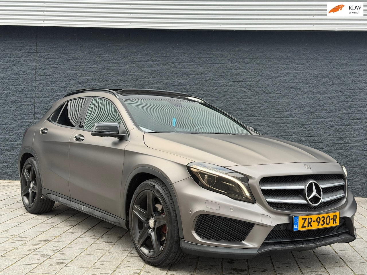 Mercedes-Benz GLA-Klasse - 200 CDI AMG PANO/AUTOMAAT/LED - AutoWereld.nl