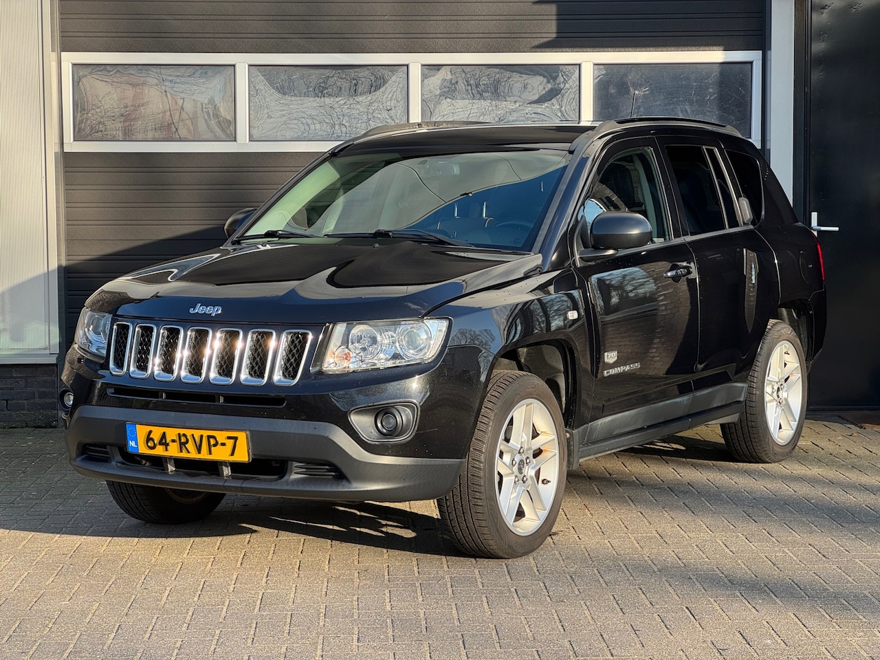 Jeep Compass - 2.0 70th Anniversary Trekhaak, Stoelverwarming, Cruise, Navi, PDC, NAP - AutoWereld.nl