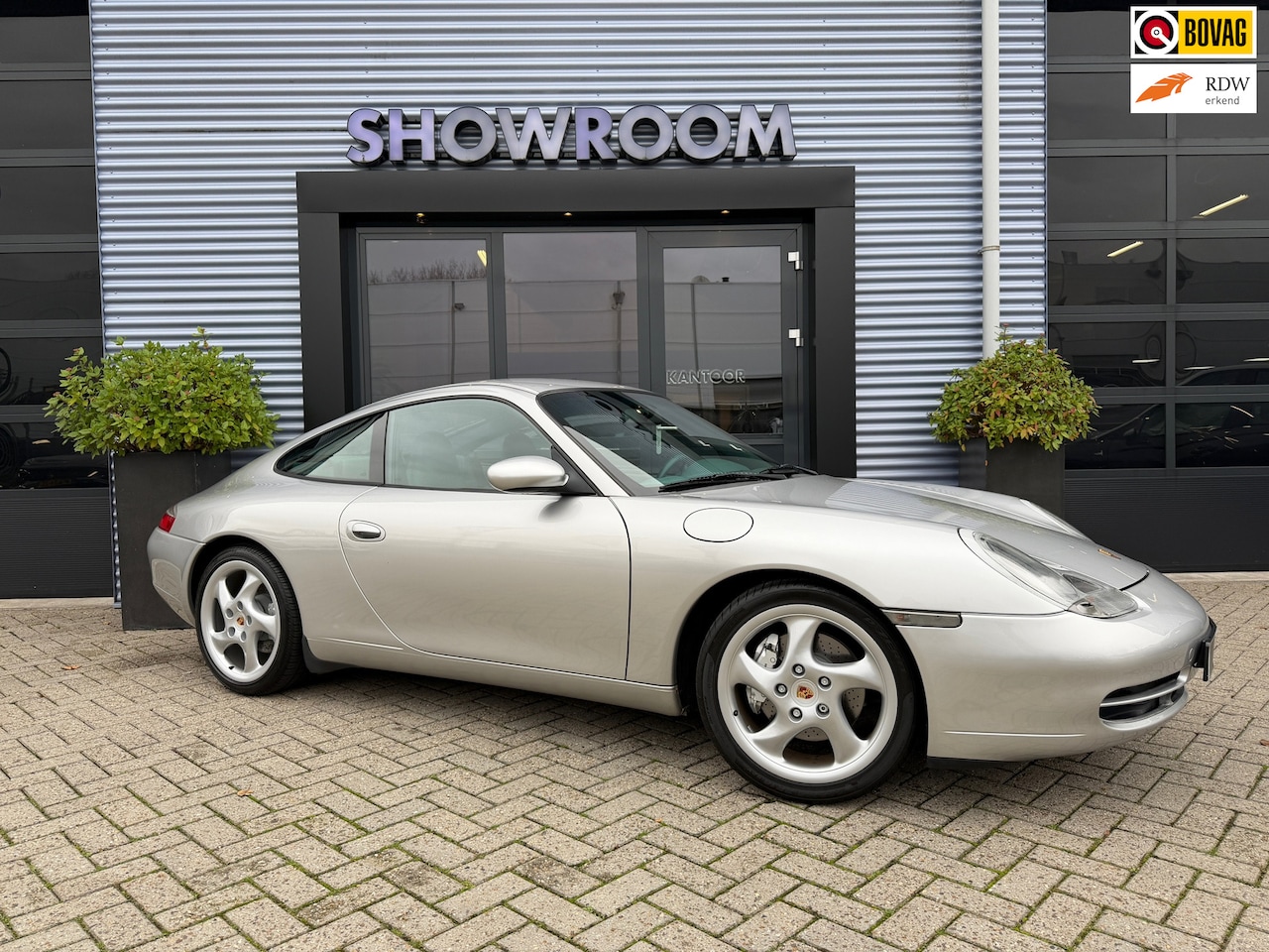 Porsche 911 - 3.4 Coupé Carrera 4 Leder|Automaat|Memory stoel|Stoelverwarming|Dealer onderhouden - AutoWereld.nl