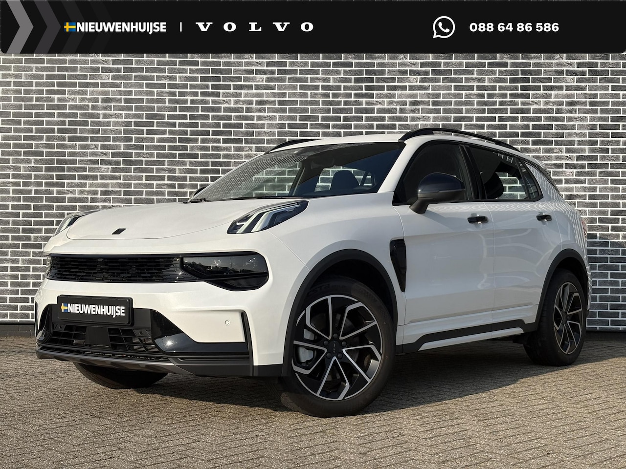 Lynk & Co 01 - 1.5 Core | GRATIS TREKHAAK | Nieuw Model | Achteruitrijcamera | Parkeersensoren | Stoelver - AutoWereld.nl