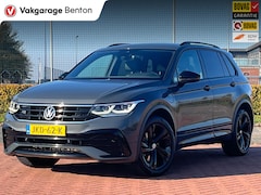 Volkswagen Tiguan - 1.4 TSI PHEV eHybrid 245pk DSG-6 R-Line | Black Style | Easy Open | DCC | Apple Carplay |