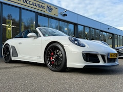Porsche 911 Cabrio - Targa 3.0 Carrera 4 GTS Sport Chrono