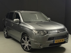 Mitsubishi Outlander - 2.0 PHEV Instyle LEES TEXT