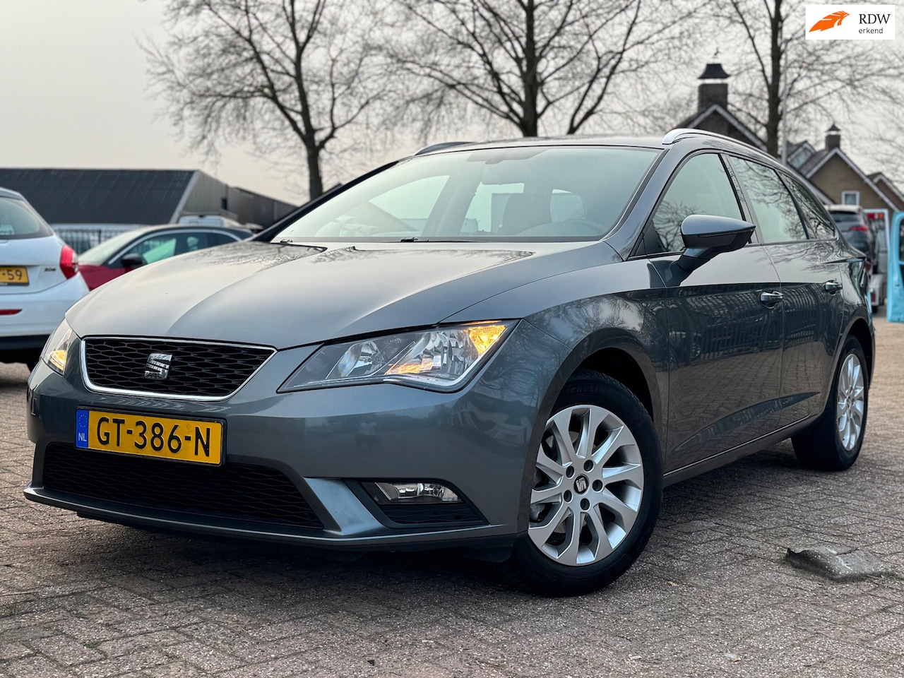 SEAT Leon ST - 1.2 TSI Style CLIMA CRUISE CTRL MF STUUR - AutoWereld.nl