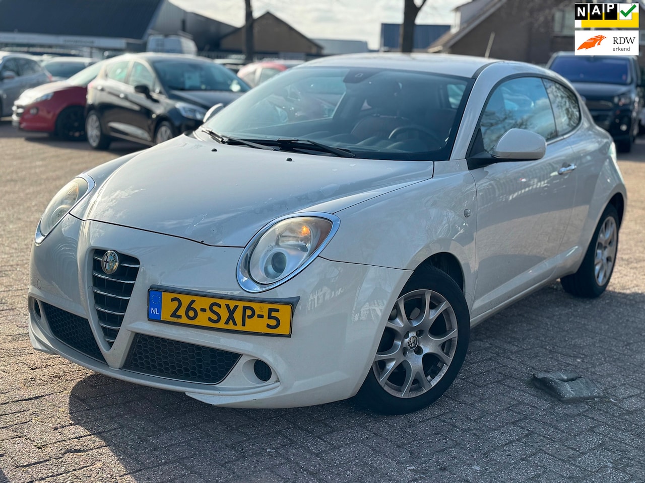 Alfa Romeo MiTo - 1.3 JTDm ECO Essential LEDER NAVI LMVELGEN - AutoWereld.nl