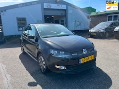 Volkswagen Polo - 1.0 BlueMotion Edition NAVI | AIRCO | Boekjes