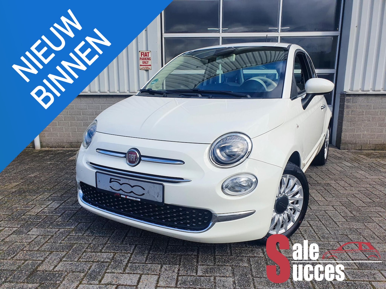 Fiat 500 - 1.2 Lounge Carplay | Navigatie - AutoWereld.nl