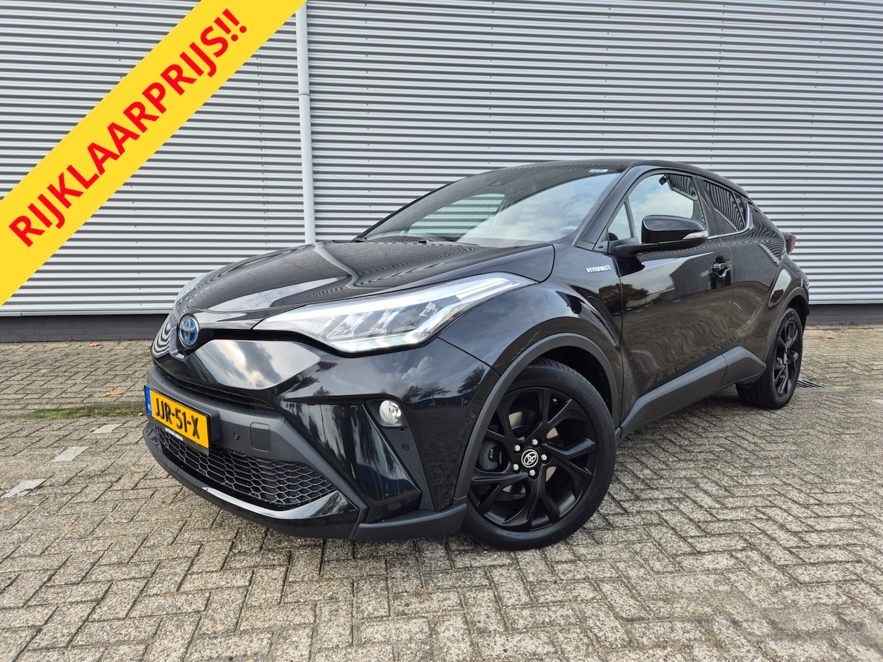 Toyota C-HR - 2.0 Hybrid First Edition 2.0 Hybrid 184PK First Edition ,trekhaak,stoelverwarming,navigatie/camera,cruise, - AutoWereld.nl