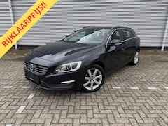 Volvo V60 - 1.5 T3 Momentum, Automaat, Navigatie, Xenon vol onderhoud+ nwe Distributie