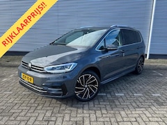 Volkswagen Touran - 1.5 TSI R-Line Exclusive 7p, afn.Trekhaak, Navigatie, parkeersensoren/Camera, stoelverwarm