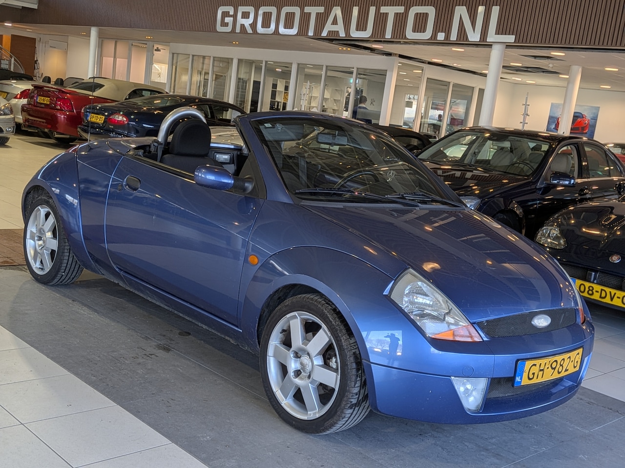 Ford Streetka - 1.6 OPKNAPPER Lichtmetalen velgen, Stuurbekrachtiging - AutoWereld.nl