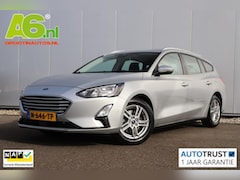 Ford Focus Wagon - 1.0 EcoBoost Trend Edition Business 101PK Navigatie Achteruitrijcamera 16 inch LMV Carplay