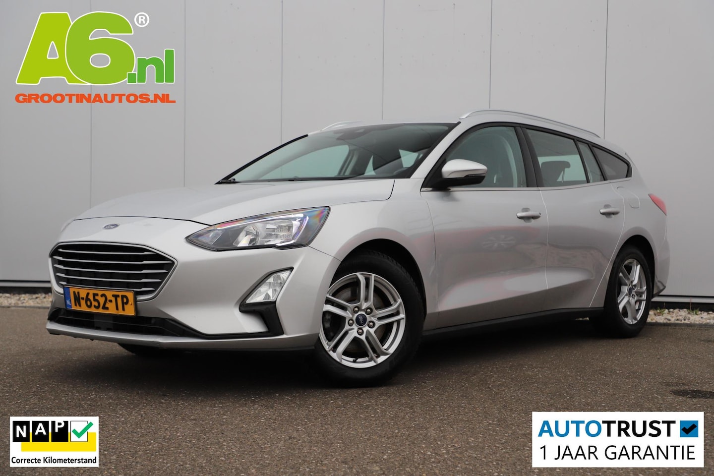 Ford Focus Wagon - 1.0 EcoBoost Trend Edition Business Navigatie Achteruitrijcamera Carplay Android Parkeerse - AutoWereld.nl