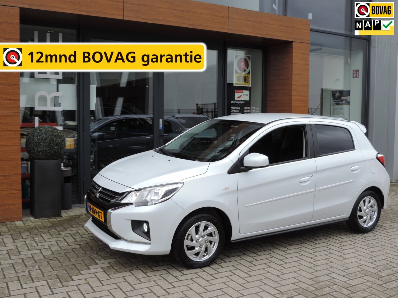 Mitsubishi Space Star - 1.2 Intense AUTOMAAT 6.100km | 1e Eig | NL auto | Stoelverw | ECC | CarPlay | 14” Lmvelgen - AutoWereld.nl