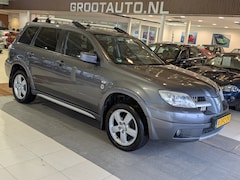 Mitsubishi Outlander - 2.4 Automaat Airco, Cruise Control, Trekhaak, Stuurbekrachtiging
