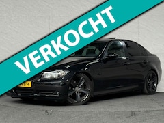 BMW 3-serie - 320i Panoramadak Navigatie Cruise Stoelverwarming
