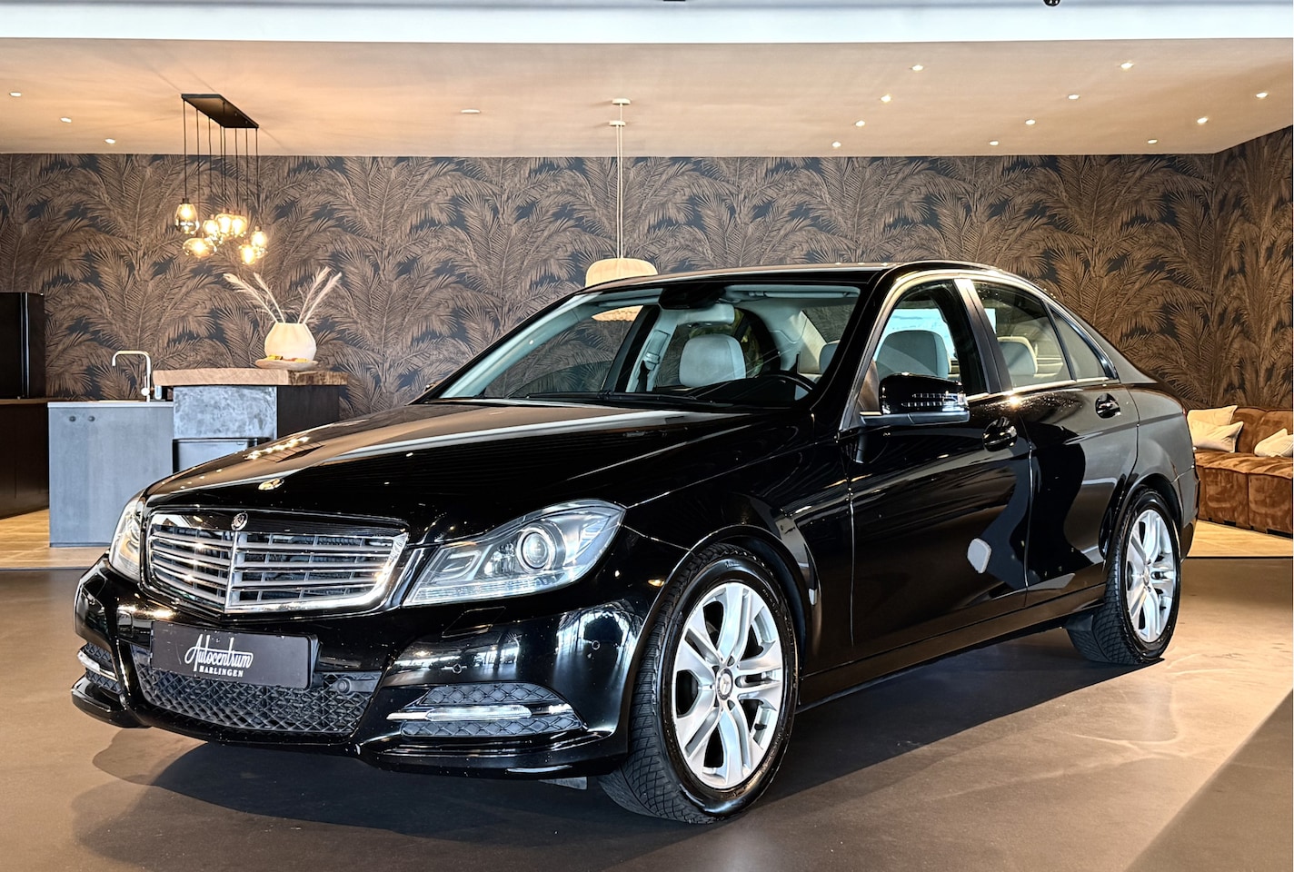 Mercedes-Benz C-klasse - C200 Automaat I Facelift I Dealeronderhouden - AutoWereld.nl