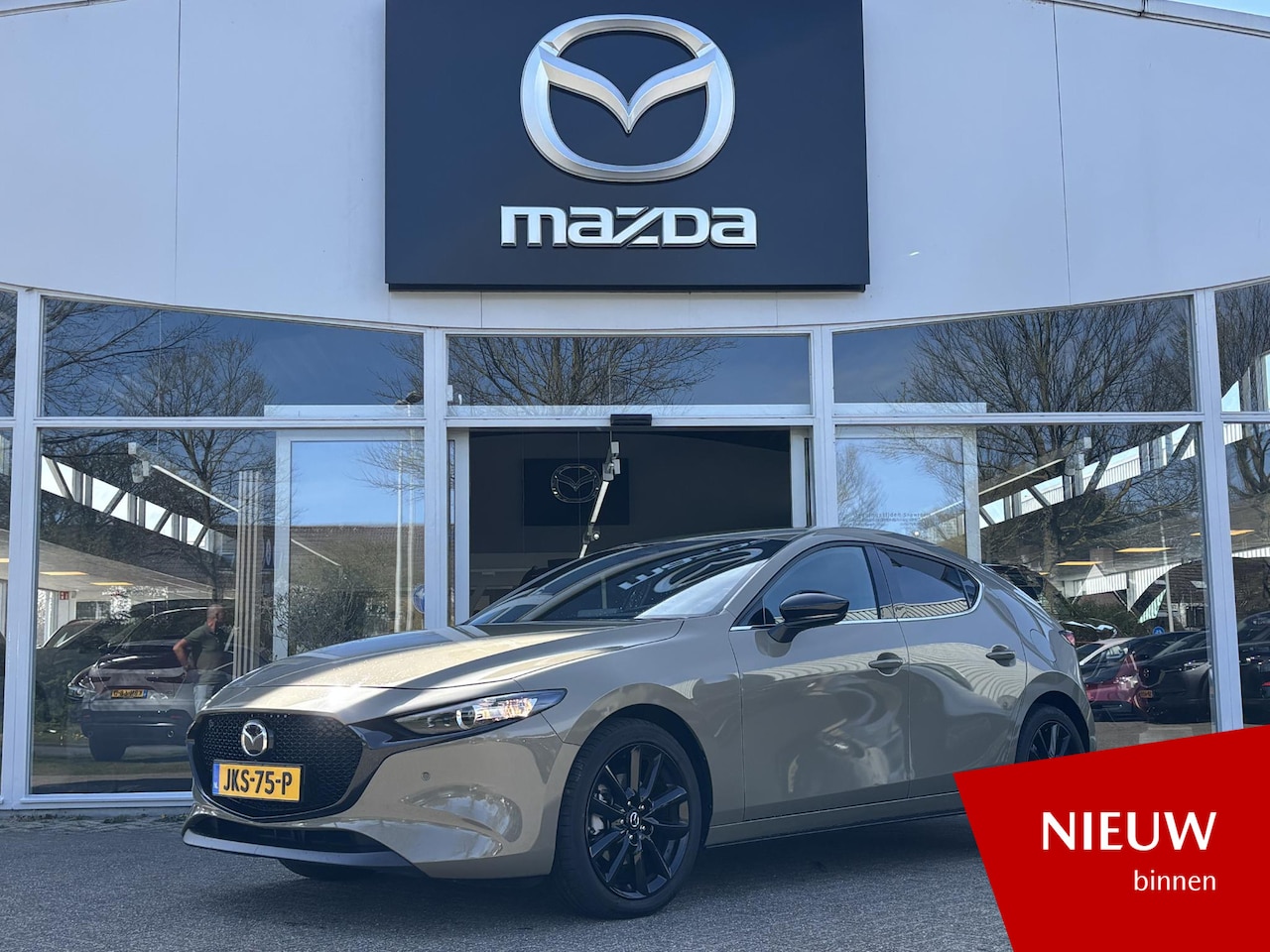 Mazda 3 - 2.5 e-SkyActiv-G M Hybrid 140 Homura 2.5 e-SkyActiv-G M Hybrid 140 Homura - AutoWereld.nl