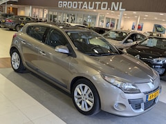 Renault Mégane - 2.0 Privilège Panoramadak, Airco, Cruise Control, Stuurbekrachtiging