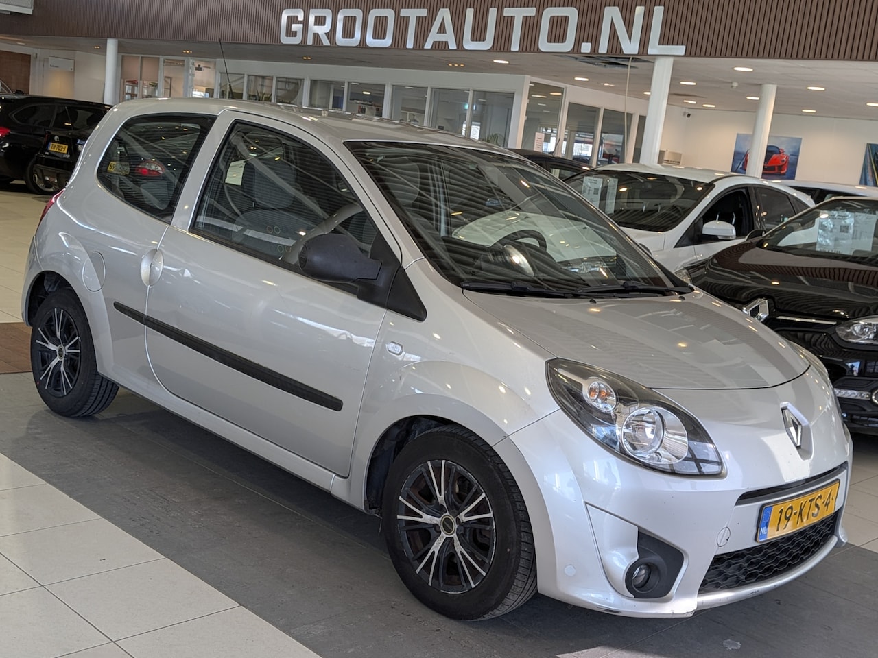 Renault Twingo - 1.2-16V Authentique Airco, Stuurbekrachtiging - AutoWereld.nl