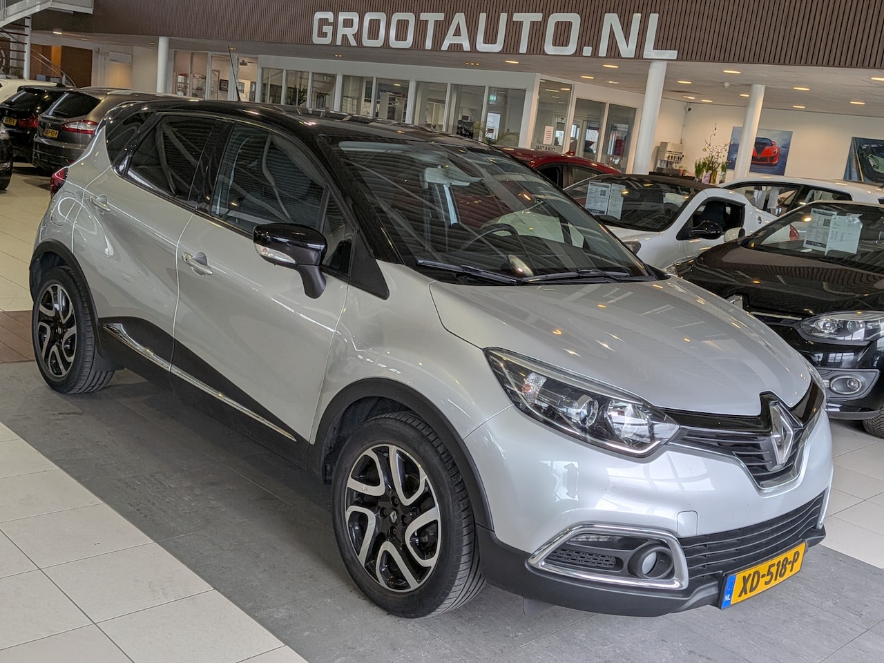 Renault Captur - 0.9 TCe Dynamique Airco, Cruise Control, Trekhaak, Stuurbekrachtiging - AutoWereld.nl